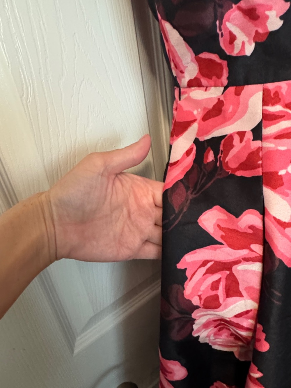 Kate Spade Black Floral Midi Dress with Pink Rose Print. - Picture 3 of 6